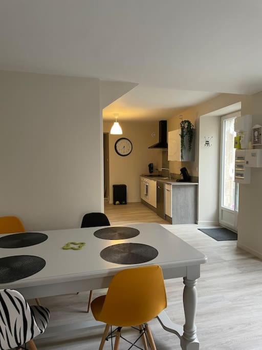 Maison Du Bourg Pasteur Le Moulinaud Экстерьер фото